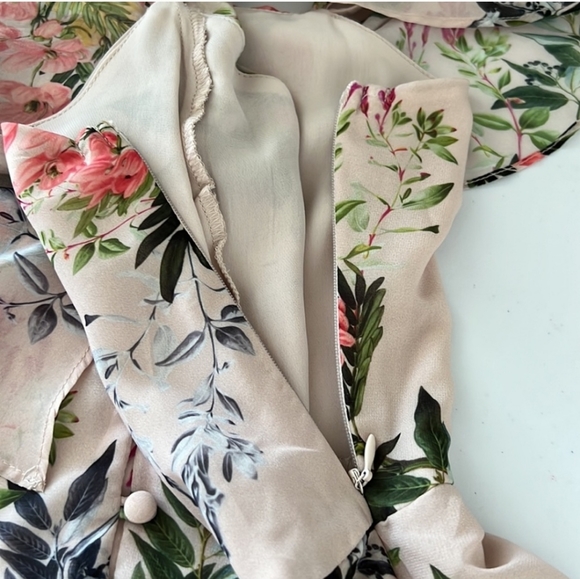 NWT Parker floral flutter sleeve peplum top size xs - Picture 6 of 13